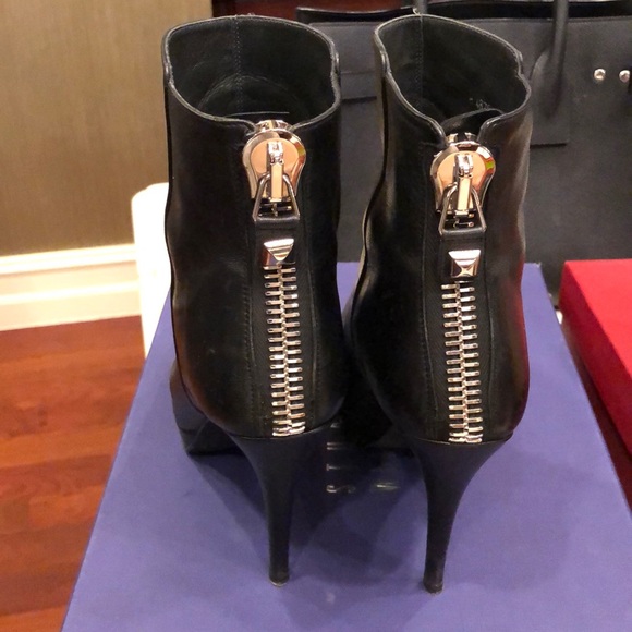 Stuart Weitzman Mizzip Black Leather booties - Picture 3 of 5